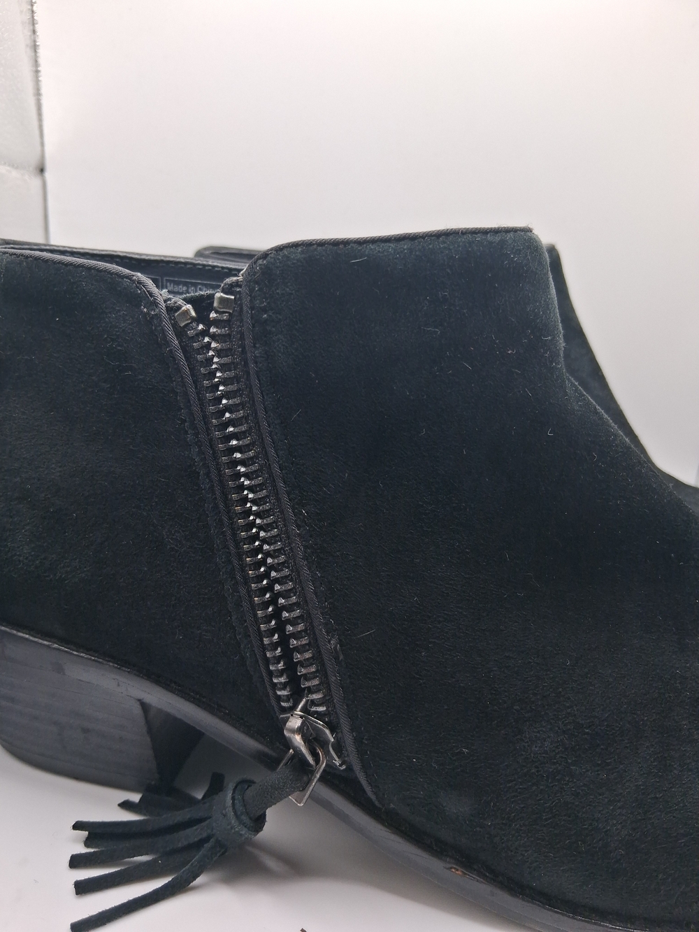 Vionic Serena Women's Black Suede Ankle Booties Side Zip Tassel Size 9